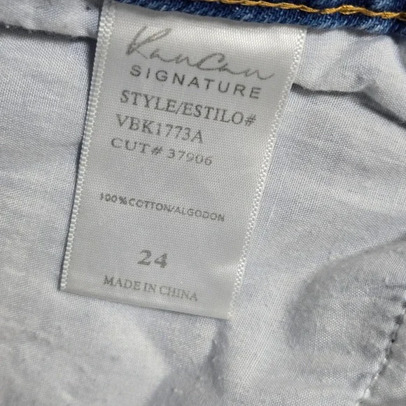 KanCan Signature High Rise Relaxed Fit Distressed Light Wash Denim Jeans Size 24 - Picture 8 of 9
